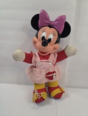 Vintage Mattel Disney DressMe Minnie Mouse Plush Doll Zip Snap Tie Buckle Button